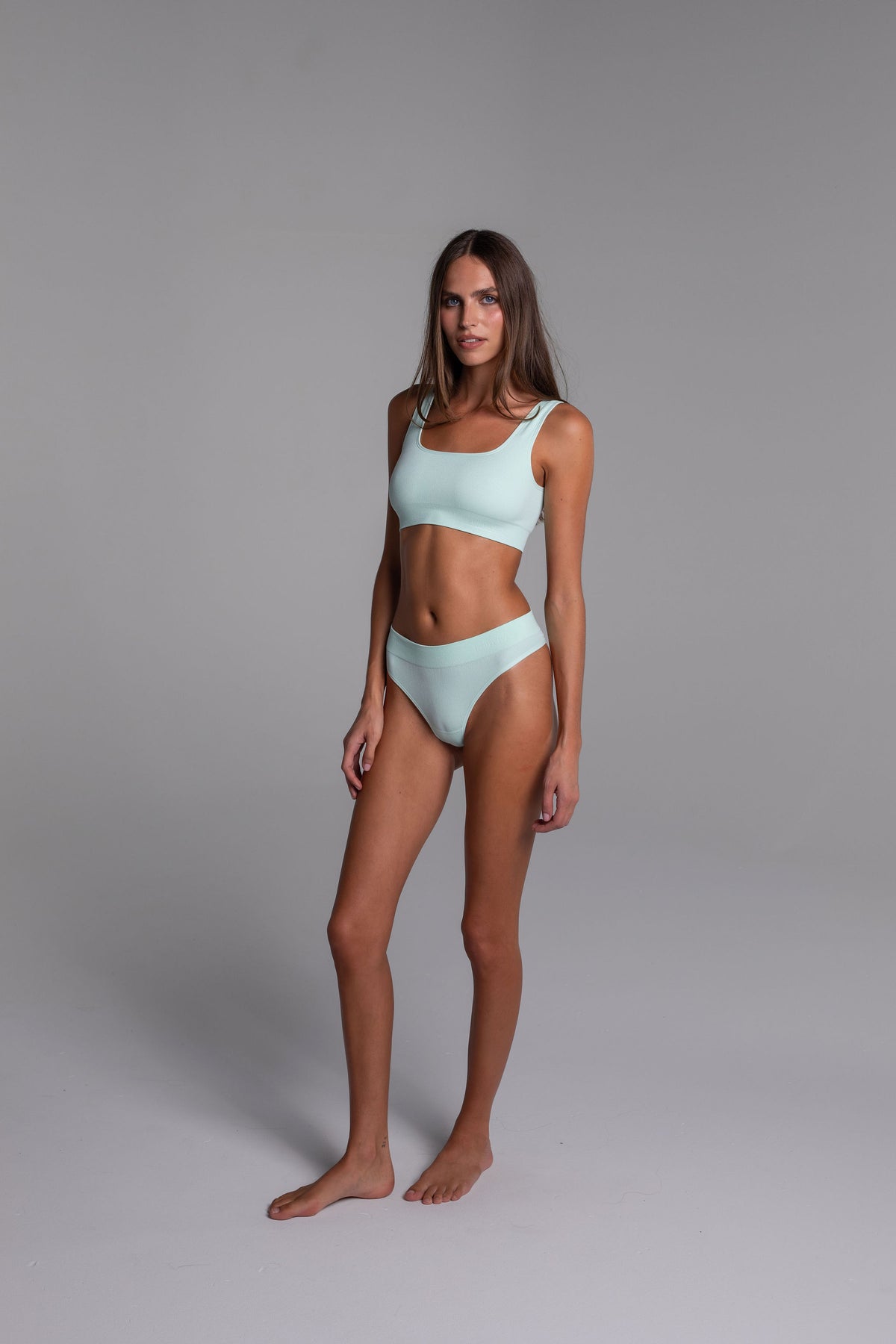 Low Hide Ribbed Thong