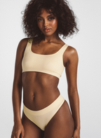 Low Hide Ribbed Thong