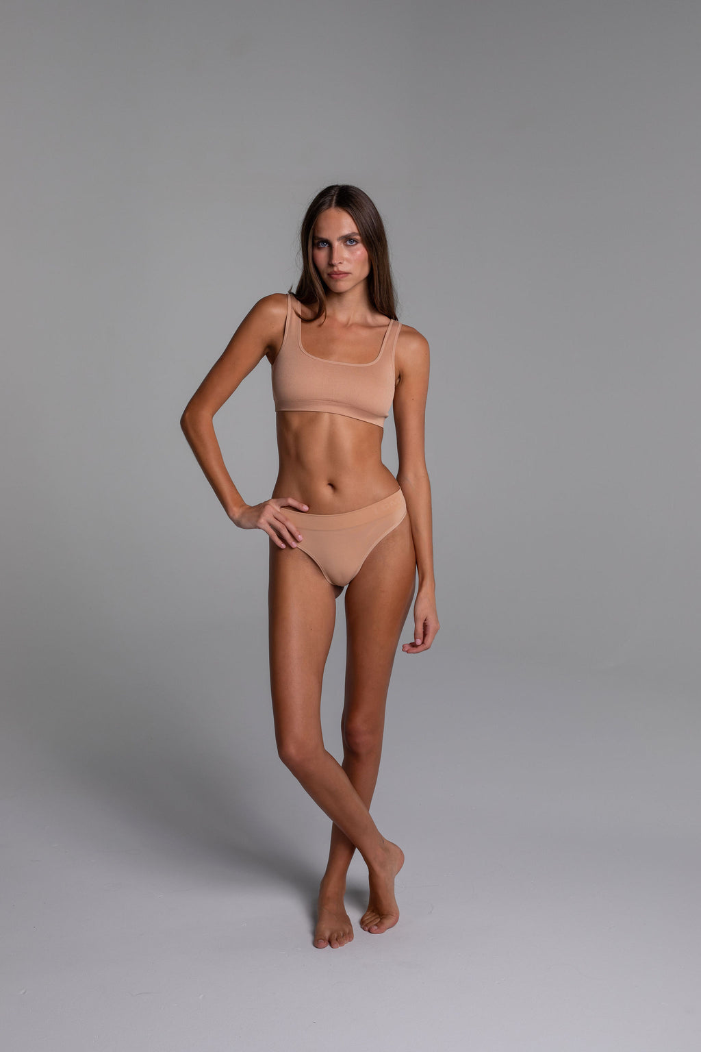 Low Hide Ribbed Thong